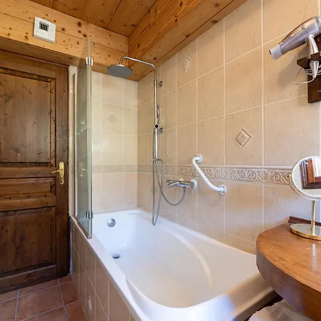 Chalet Le Genepi